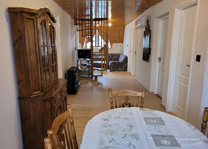 Henrietta Apartmanhaz Залакарош