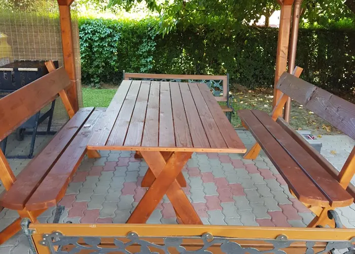 דירה Henrietta Apartmanhaz